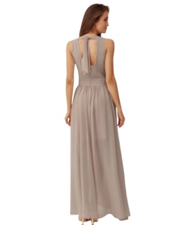 ELINA – Szyfonowa sukienka maxi w kolorze latte