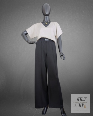 Struktura i styl – spodnie Velora w kant | Czarne, eleganckie i gotowe do biura