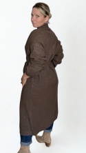 ISABELLA – czekoladowy sweter wełniany płaszczowy z paskiem w talii
