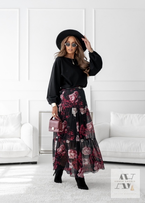MIRELLA – czarna bluza z bufkami i obniżoną linią ramion