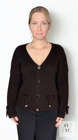 Sweter CELINE – stylowy czekoladowy kardigan damski z ozdobnymi detalami