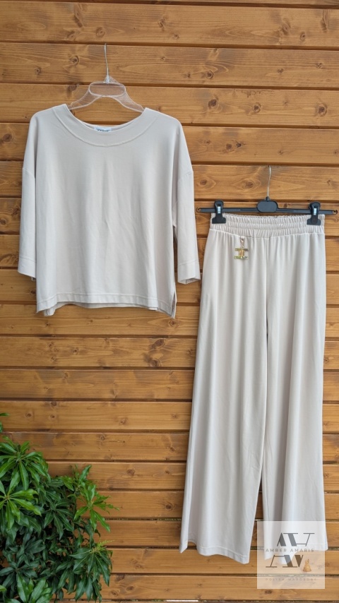 SERENA – beżlowy komplet dwuczęściowy: bluzka oversize + spodnie wide-leg z wysokim stanem