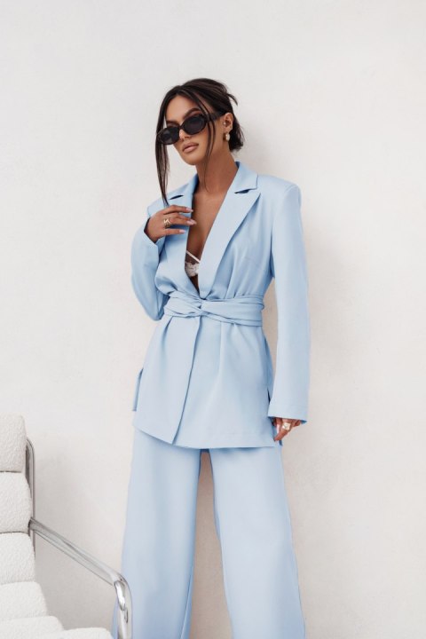 ELENA S/M błękitny garnitur damski – marynarka i spodnie